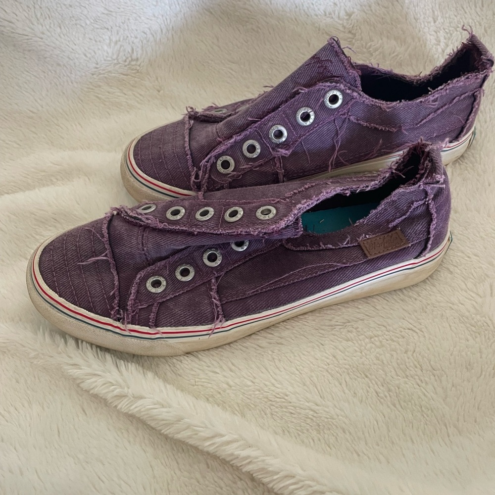 Blowfish Purple Canvas Sneakers Slip-On Comfort